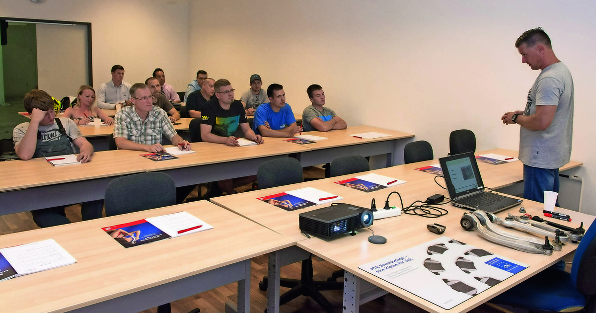 Fahrwerksschulung für Stahlgruber-Kunden