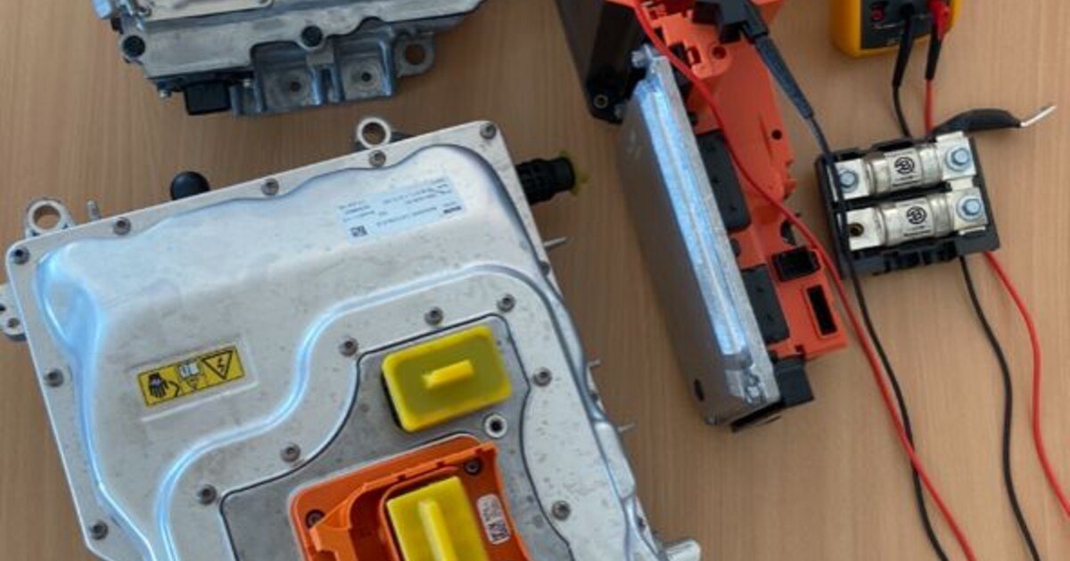 Plus-Training für Hochvolttechiker