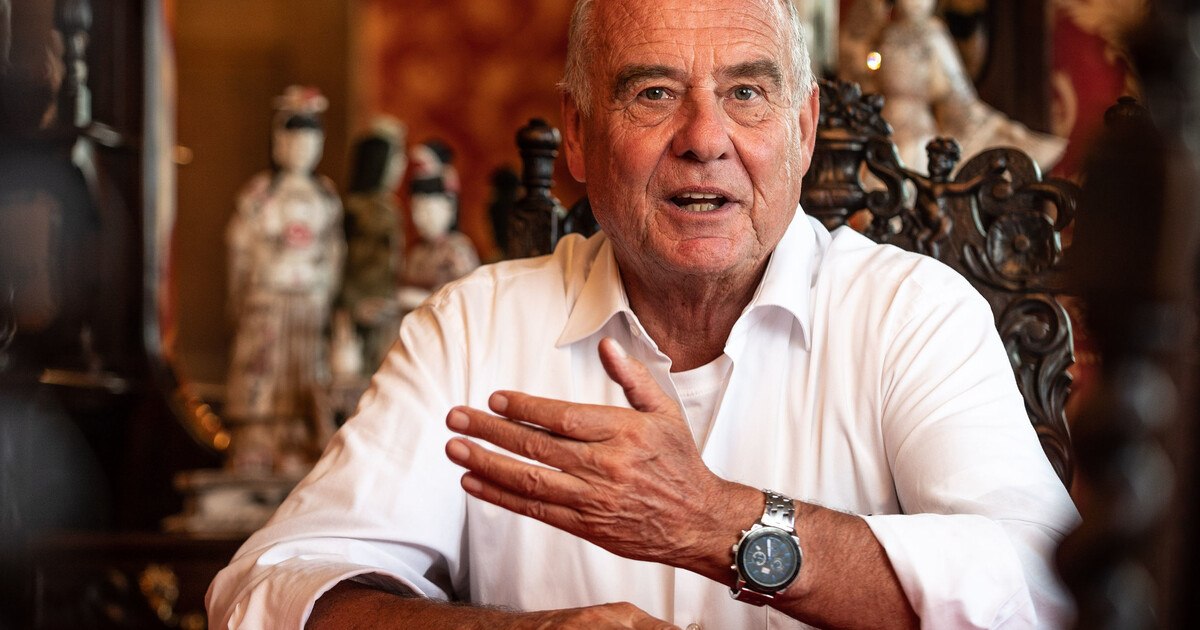 Ernst Prost kündigt Rückzug an