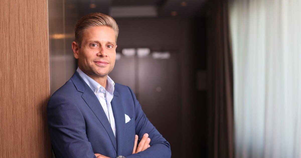 Moon will hoch hinaus