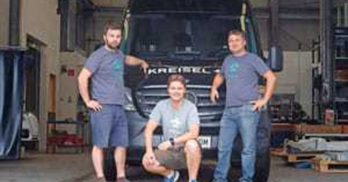 Drei Brüder unter Strom